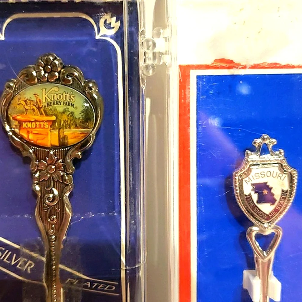 Vintage 80s 90s collectable spoons. Disneyland, Knott's Berry Farm, DC.